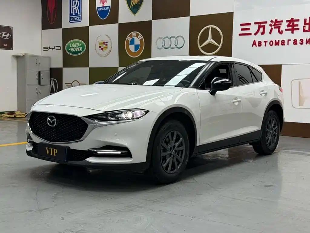Mazda CX-4 2023 — фото 1