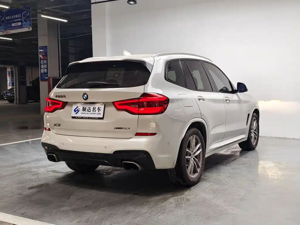 BMW X3 2018 — фото 12