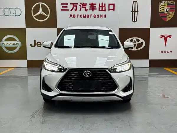 Toyota Yaris L 2022