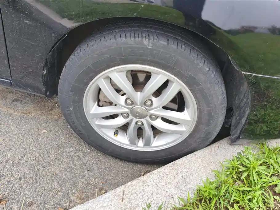 Hyundai Elantra 2015