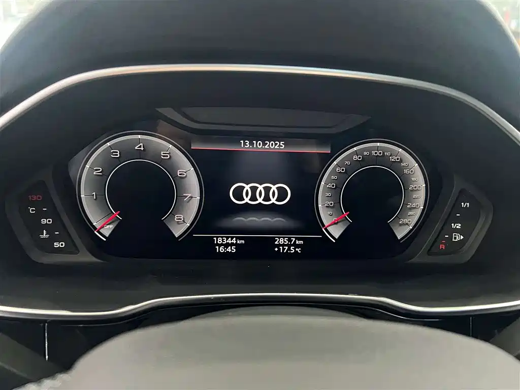 Audi Q3 2024 — фото 24