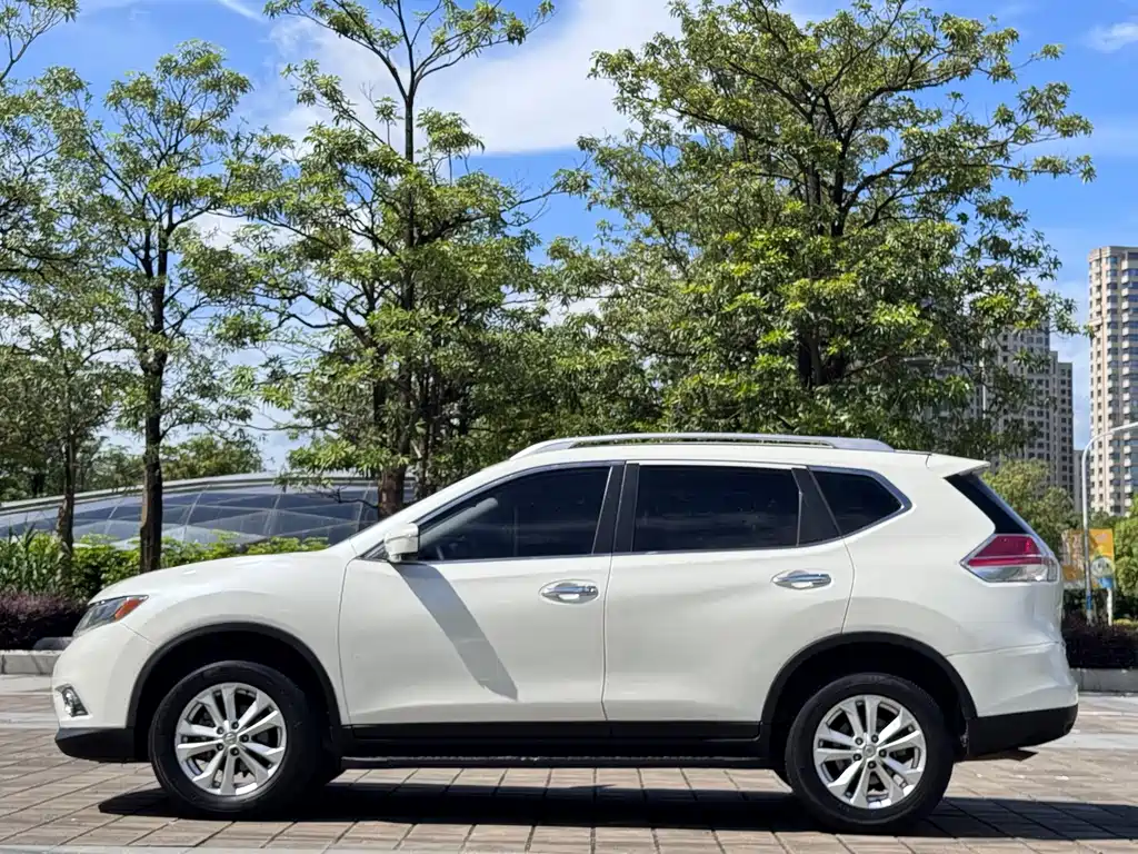 Nissan X-Trail 2014