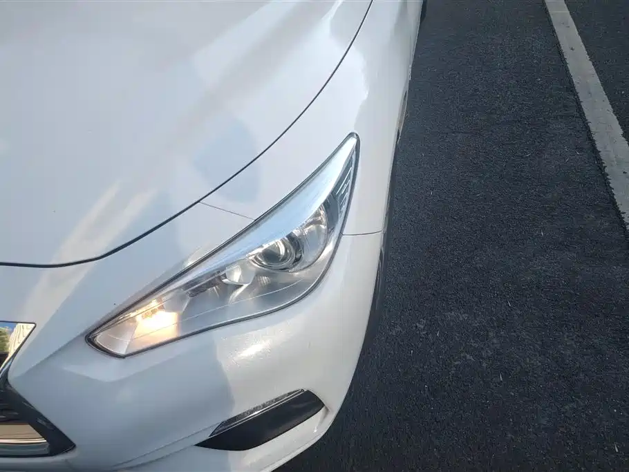 Infiniti Q50L 2021