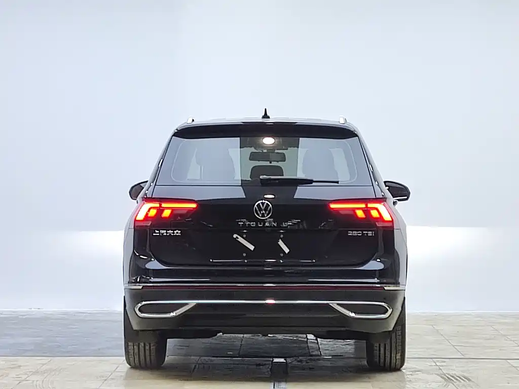 Volkswagen Tiguan L 2022 — фото 18