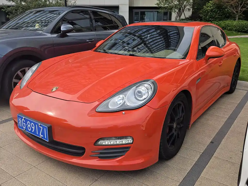 Porsche Panamera 2012