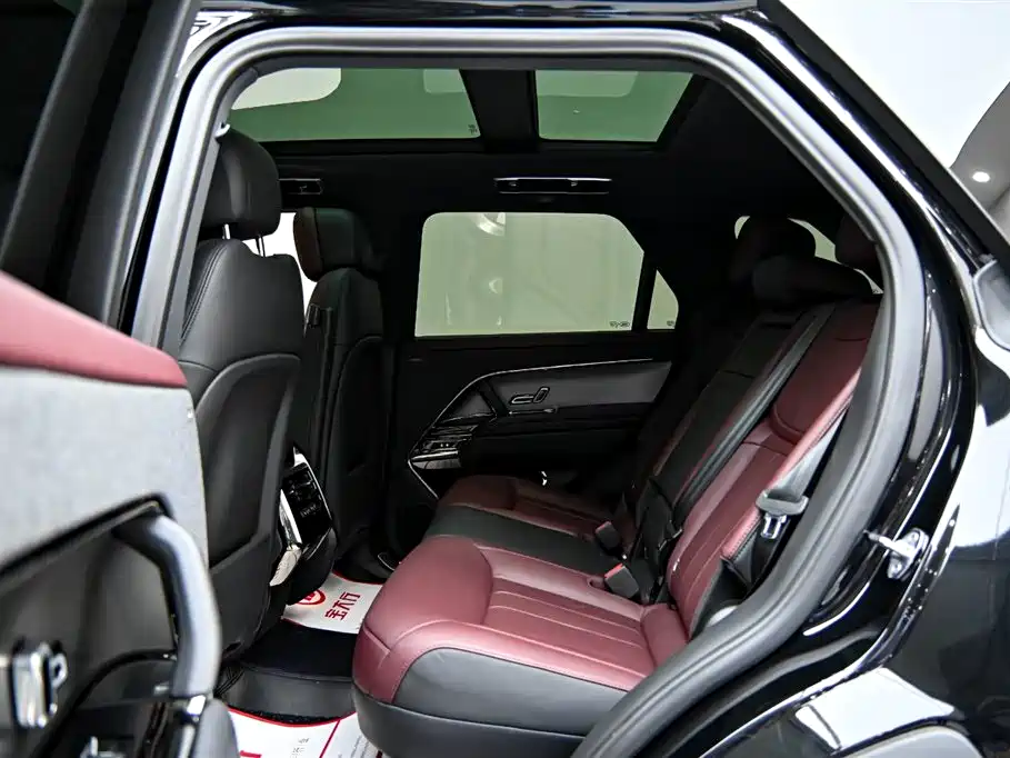 Land Rover Range Rover Sport 2025 — фото 12