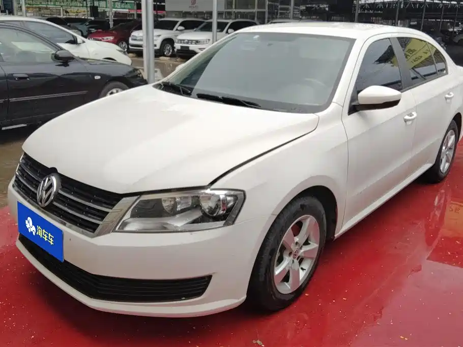 Volkswagen Lavida 2015
