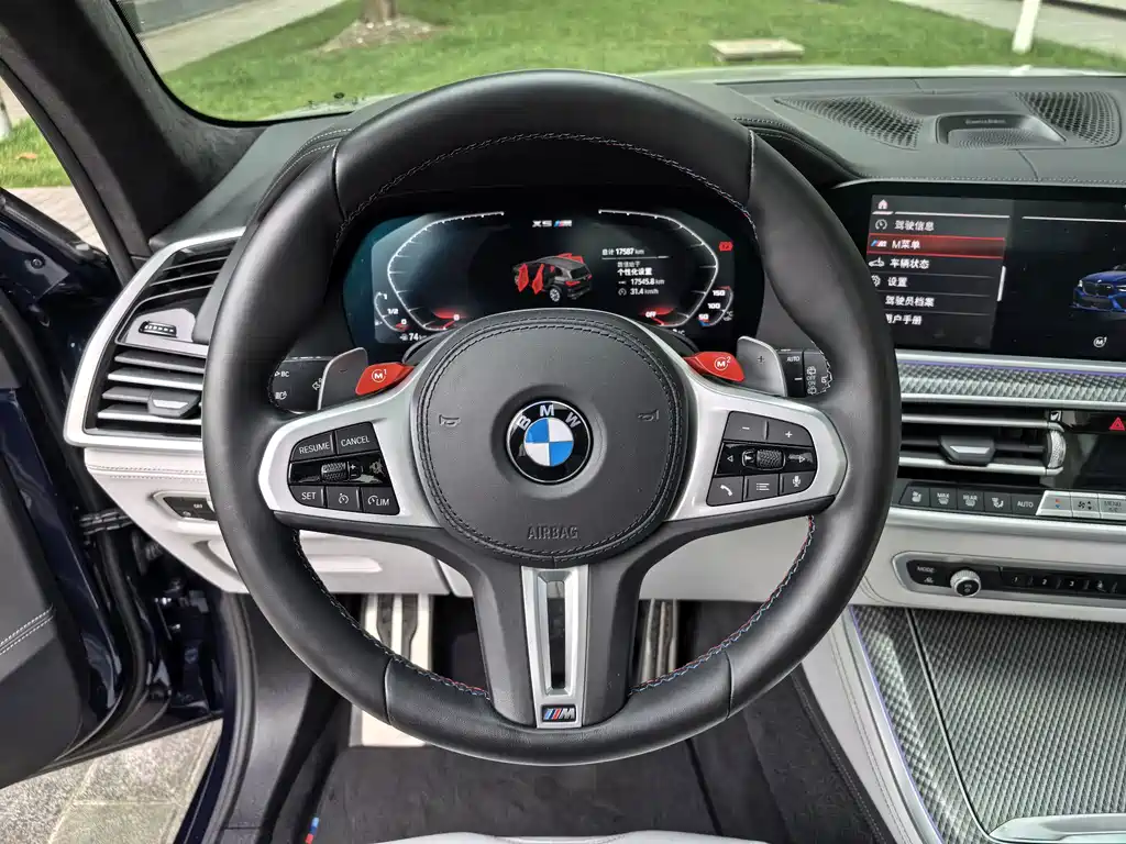 BMW X5 M 2022 — фото 22
