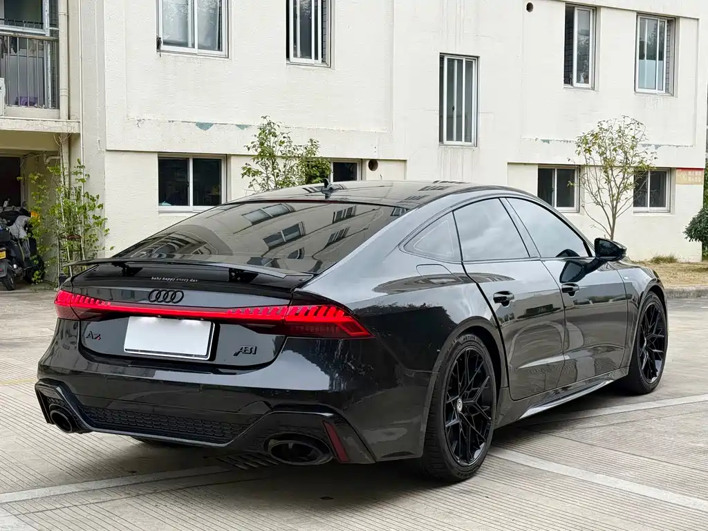 Audi A7 2024 — фото 15