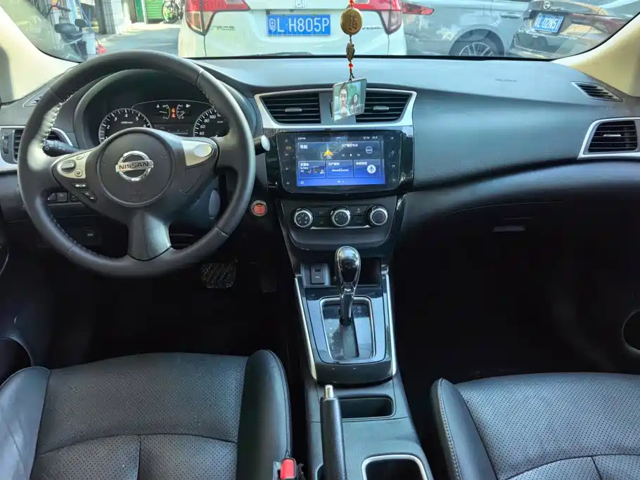 Nissan Sylphy 2019 — фото 12