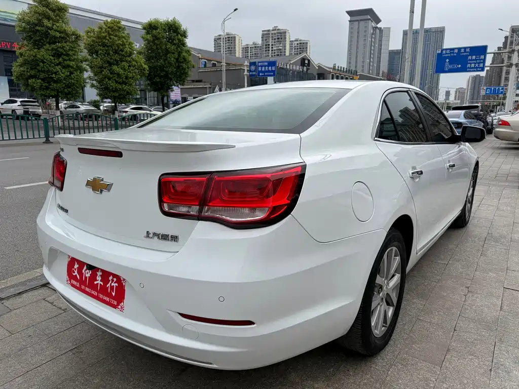 Chevrolet Malibu 2018 — фото 4