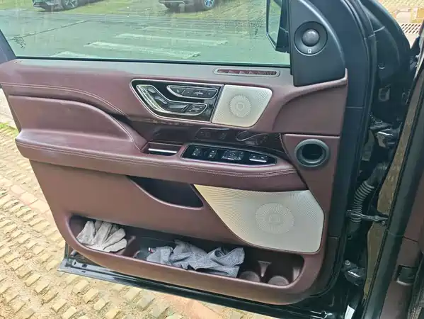 Lincoln Navigator 2022