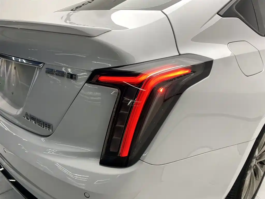 Cadillac CT5 2021 — фото 10