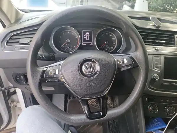 Volkswagen Tiguan L 2018