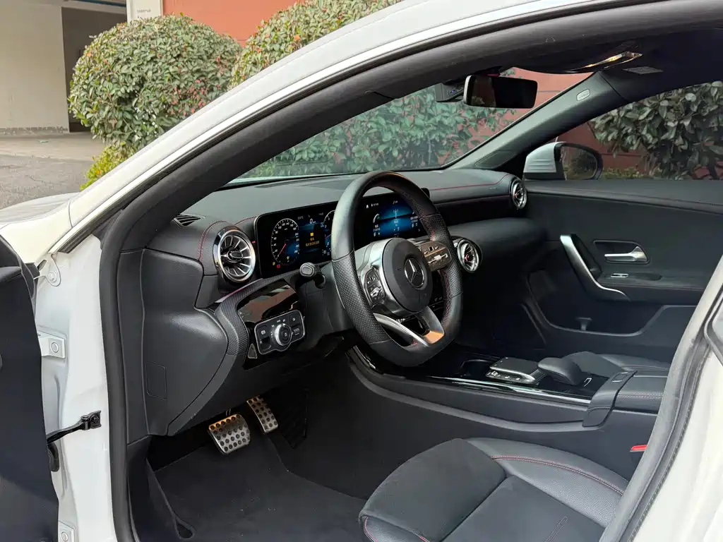 Mercedes-Benz CLA 2021