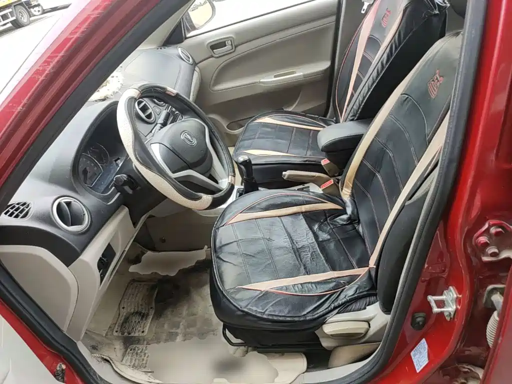 Changan V3 2015 — фото 15