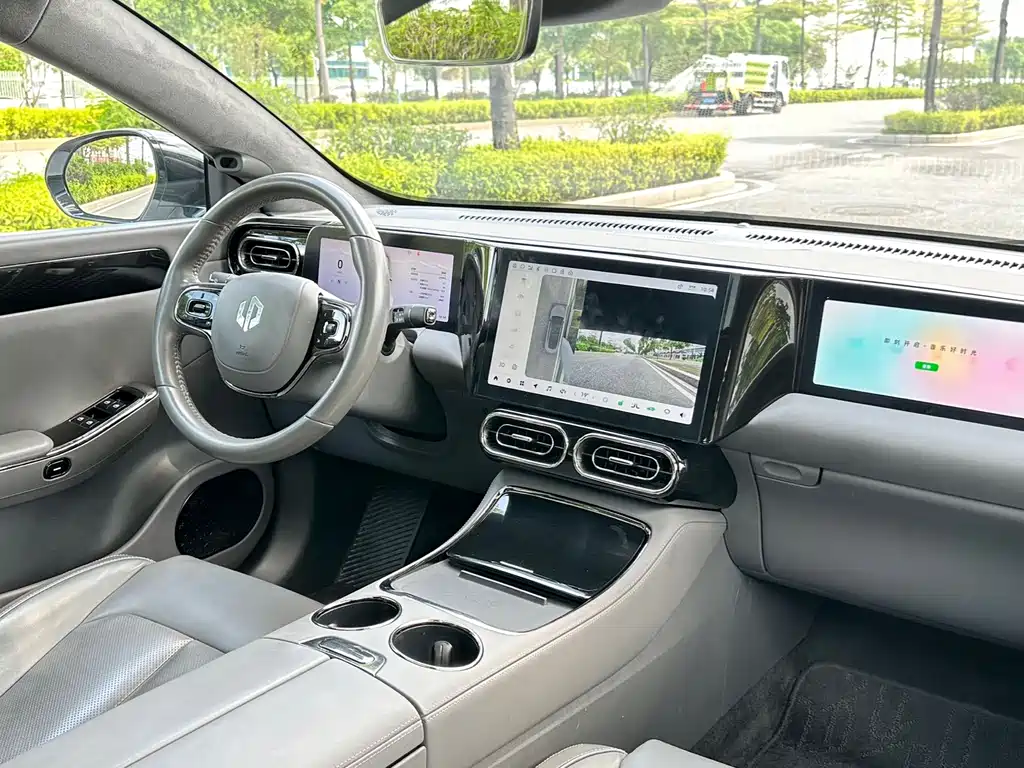 Leapmotor C01 2023 — фото 11