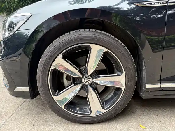Volkswagen Magotan 2023