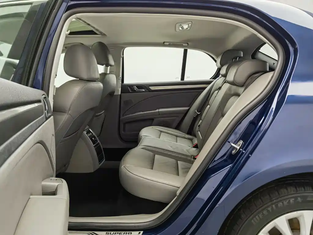 Skoda Speedy 2015 — фото 15