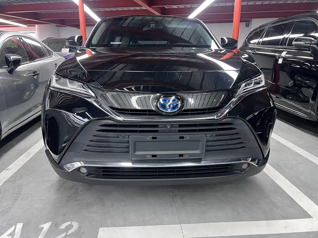 Toyota Harrier 2022