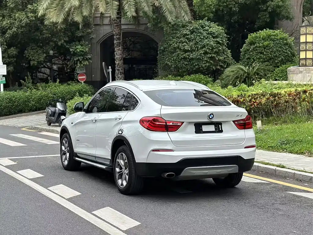 BMW X4 2018 — фото 11