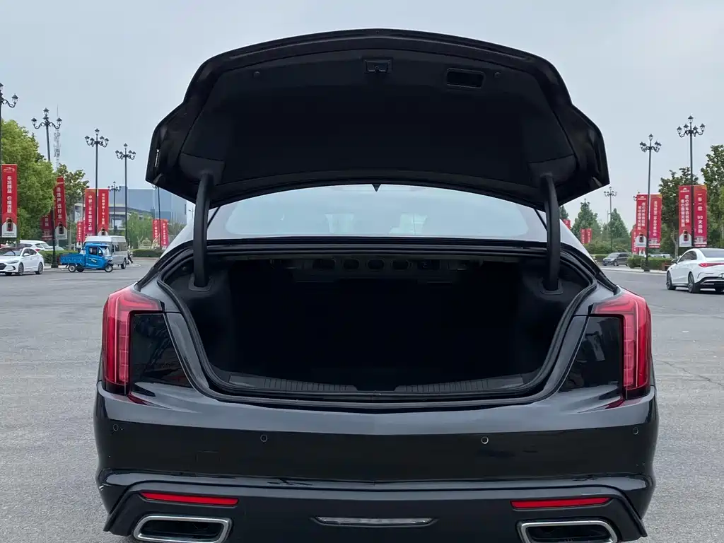 Cadillac CT5 2021 — фото 15