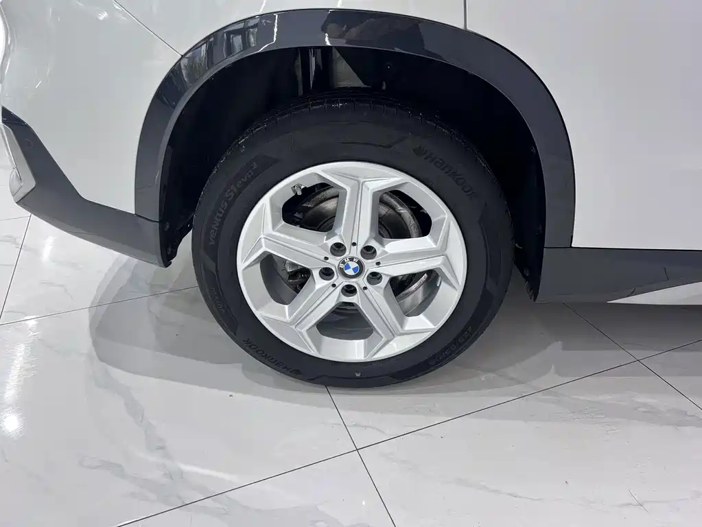 BMW X1 2024 — фото 19