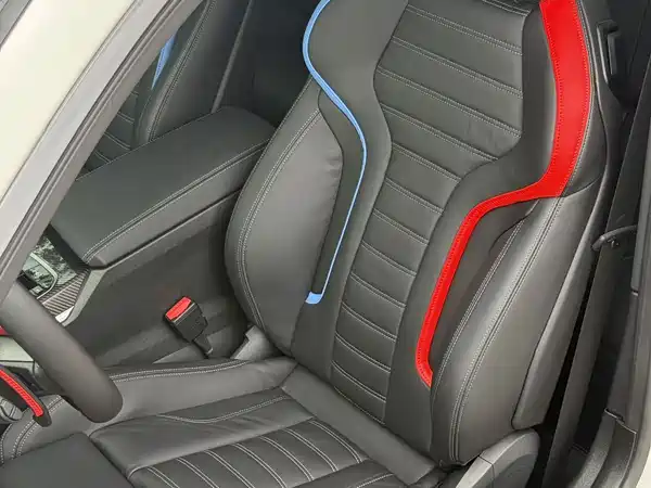 BMW M2 2024