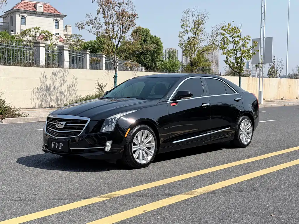 Cadillac ATS-L 2018 — фото 1