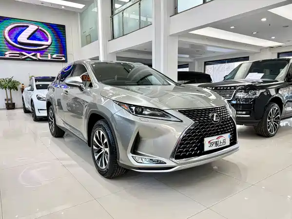 Lexus RX 2020