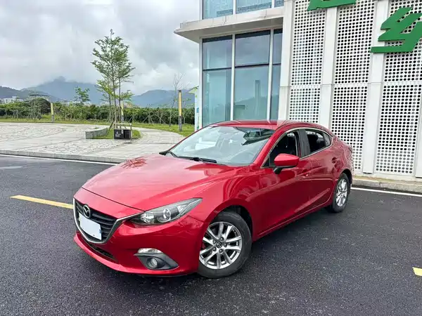 Mazda 3 Axela 2016