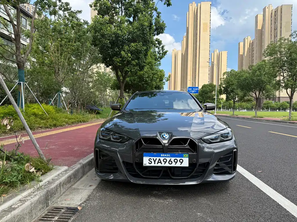 BMW i4 2025 — фото 2