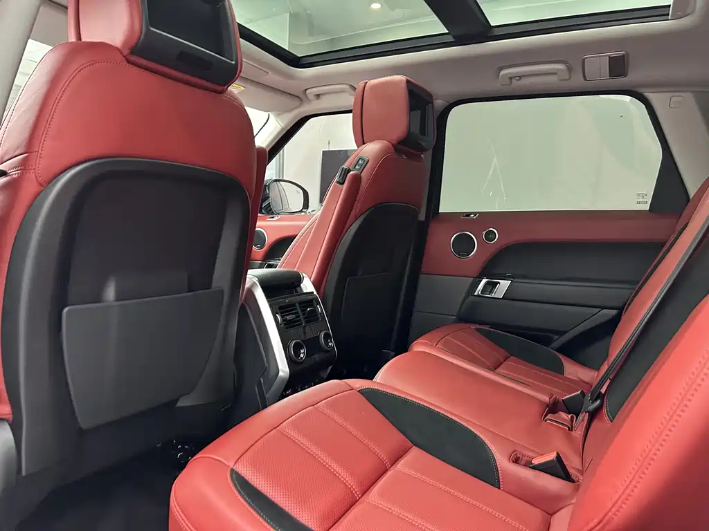 Land Rover Range Rover Sport 2022 — фото 14