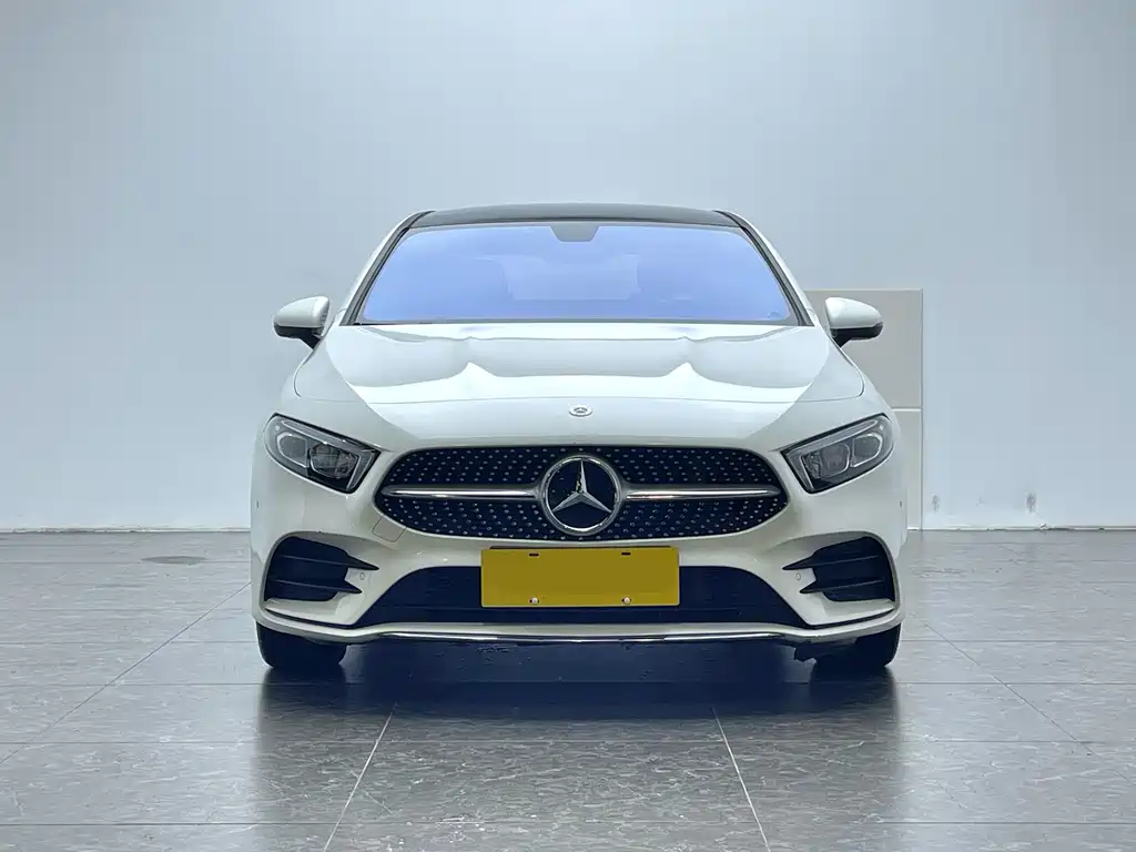 Mercedes-Benz A-Class 2021 — фото 2
