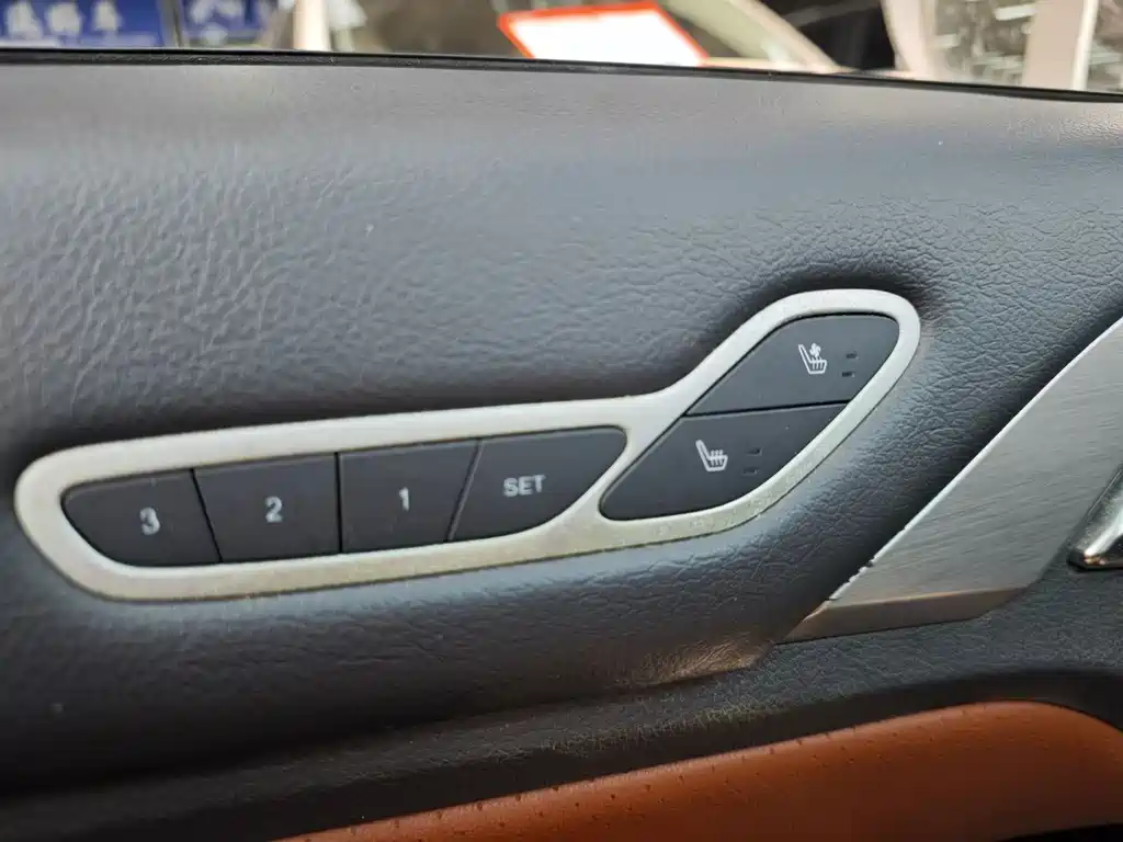 BYD Qin NEV 2016