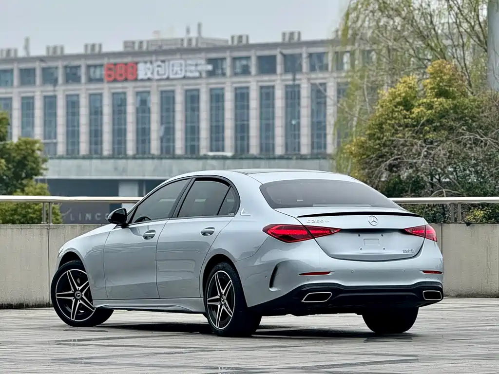 Mercedes-Benz C-Class 2022 — фото 3