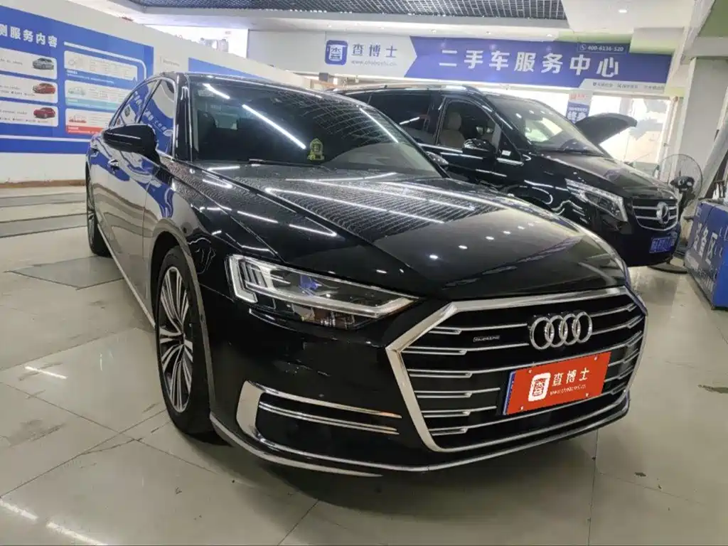 Audi A8 2019 — фото 16
