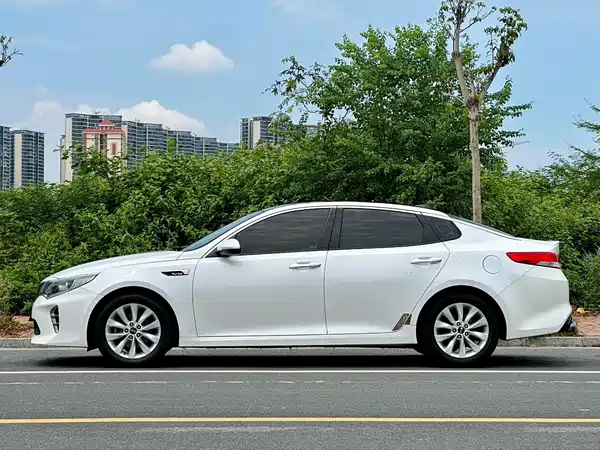 Kia K5 2016