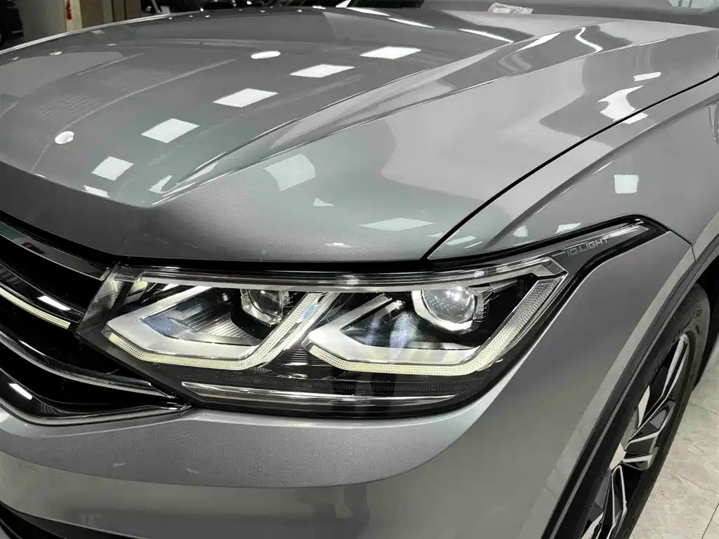 Volkswagen Tiguan L 2021 — фото 19