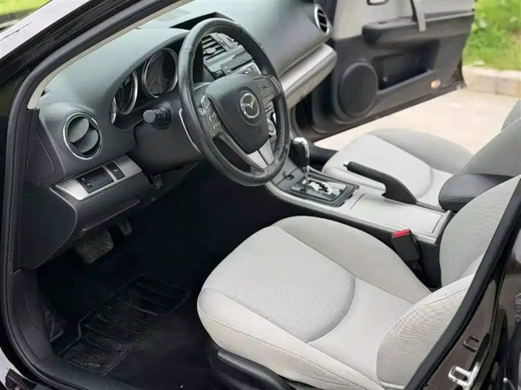 Mazda Ruiyi 2015