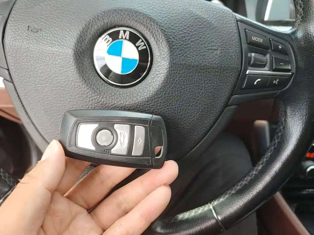 BMW 5 Series GT 2015 — фото 9