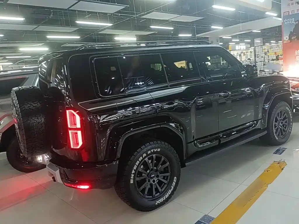 Fang Cheng Bao Leopard 5 2025