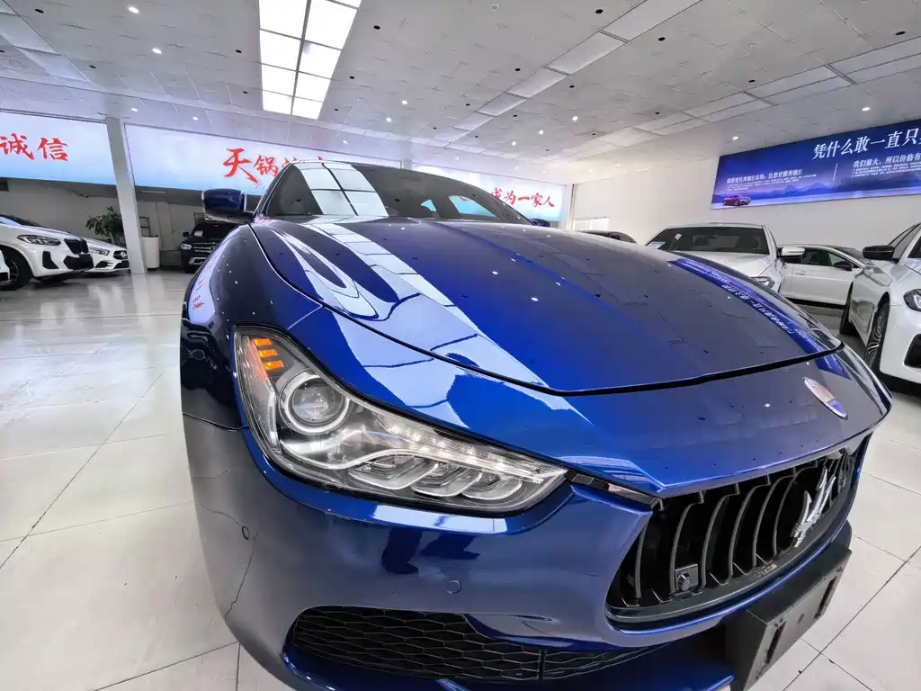 Maserati Ghibli 2016 — фото 19