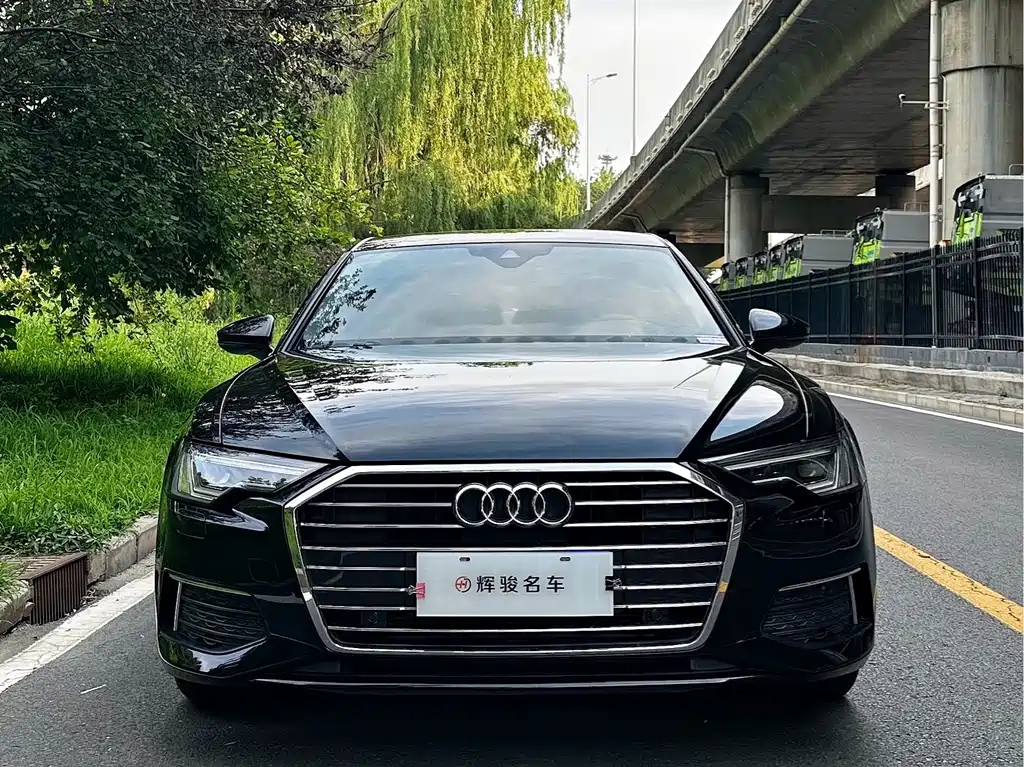 Audi A6L 2020