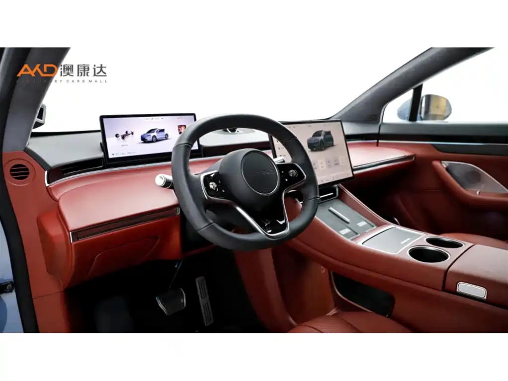 Luxeed Zhijie R7 2025