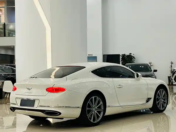 Bentley Continental 2020