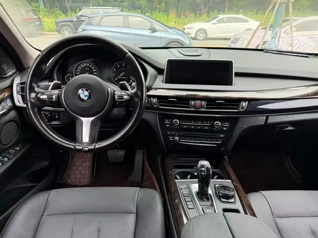 BMW X5 2015 — фото 14