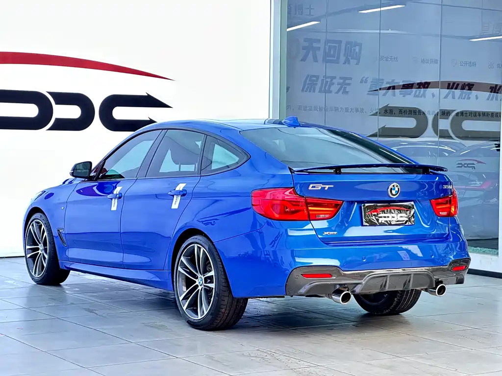 BMW 3 Series GT 2018 — фото 24