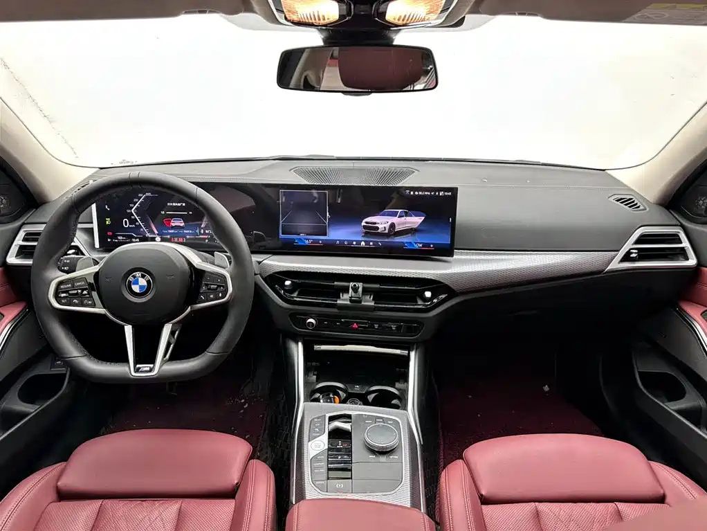 BMW 3 Series 2025 — фото 10