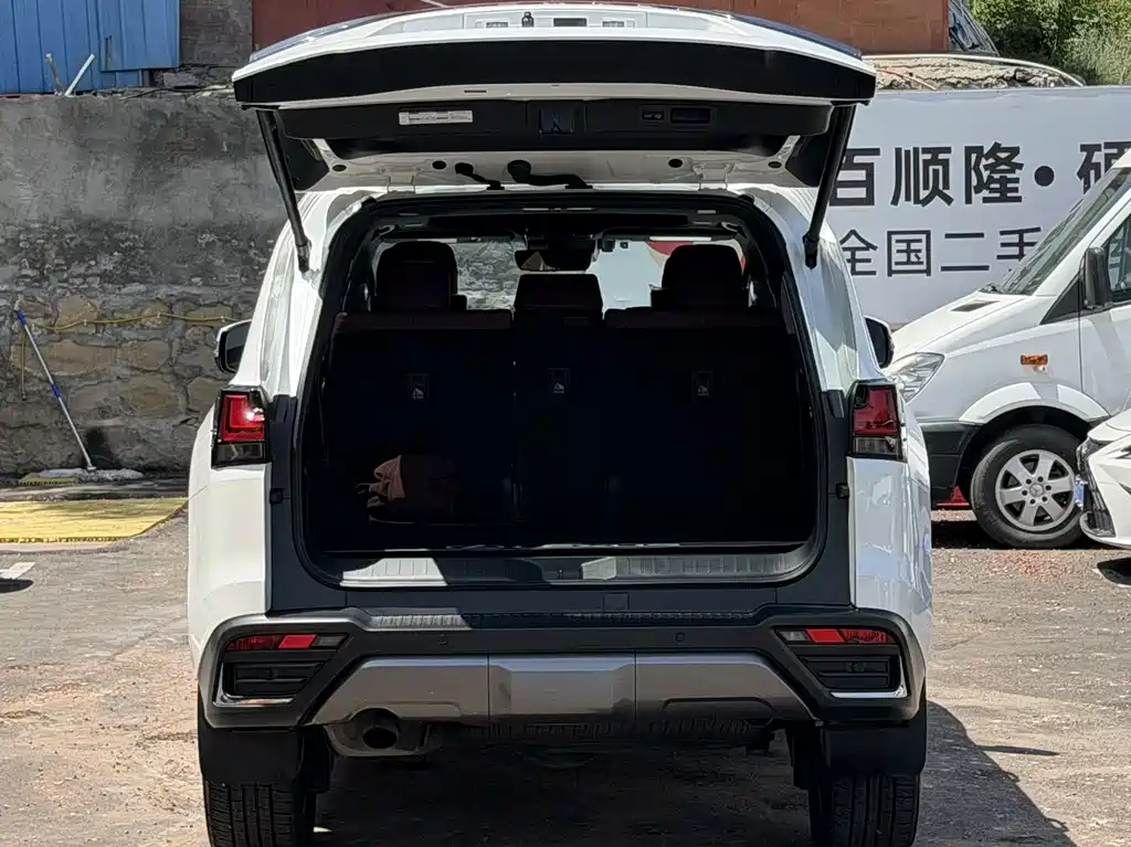 Lexus LX 2023 — фото 16